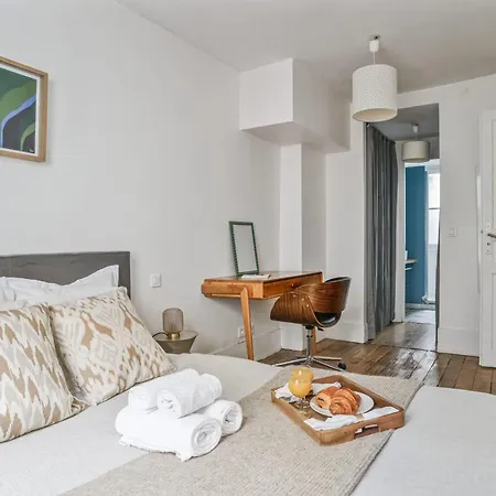 1br Near Palais Royal & Louvre Parigi